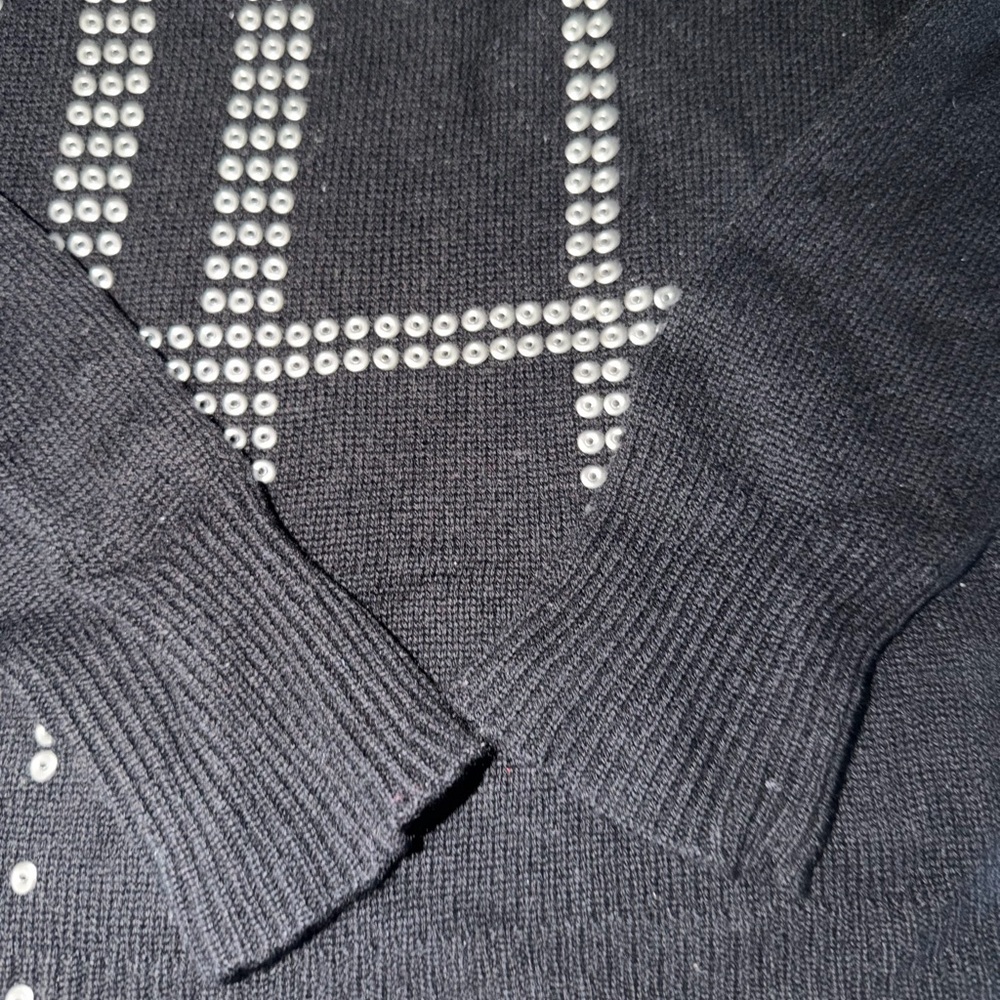 Burberry Black Checkered Women's Wool Sweater - Picture 4 of 13